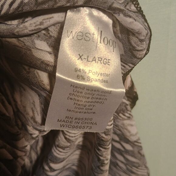 Women’s Black & Beige Ikat Print Dress Short Sleeve Cross Back Casual Boho Style - Picture 3 of 4